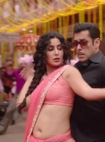 Katrina Kaif showing sarees can be sexy too in 'Bharat'