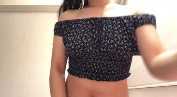 is this not a cute top?