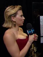 Just put that mic between those tits, Scarlett...