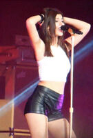 Victoria Justice moving on stage
