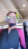 Lindsay Pelas snorkelling