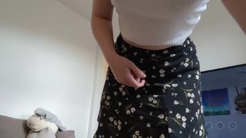 I'd love to brighten your day <3 Let me make you the perfect porn, or I'd love to show you my blog! Special deals inside~