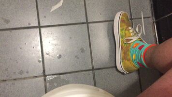 Clit Rub In Gas Station Piss Bathroom