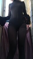 so hot in this tights and tight bodysuit...