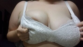 Just a wee titty drop 😁