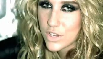 Always love cumming to Kesha’s parts in Dirty Picture, her trashy slut look in 2010 gets me so turned on 😍