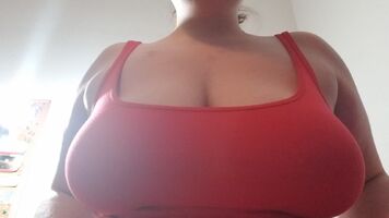 Here's hoping the boobs make up for the shoddy camerawork :')