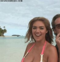 Kate Upton Gets Embarrassed When Her Amazing Boobs Almost Get Exposed